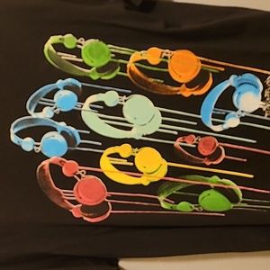 Retro Ecko t-shirt DJ music headphones